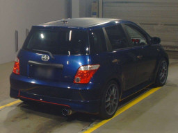 2005 Toyota IST