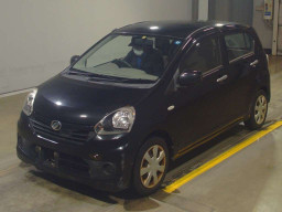 2015 Daihatsu Mira es