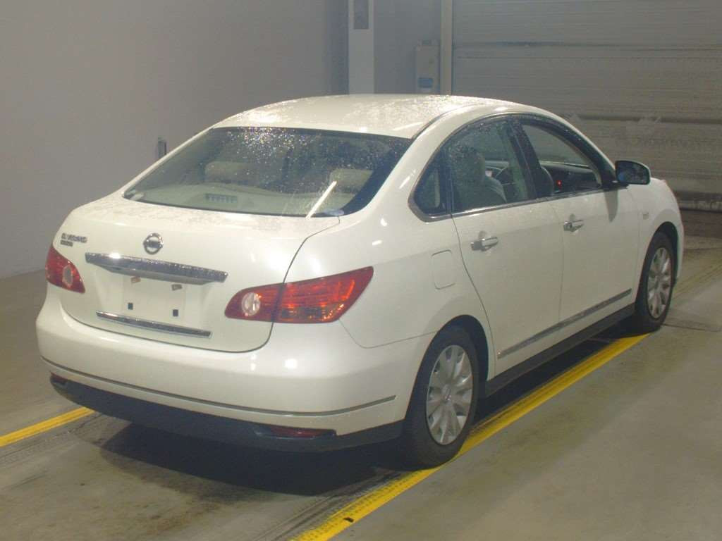 2006 Nissan Bluebird Sylphy G11[1]