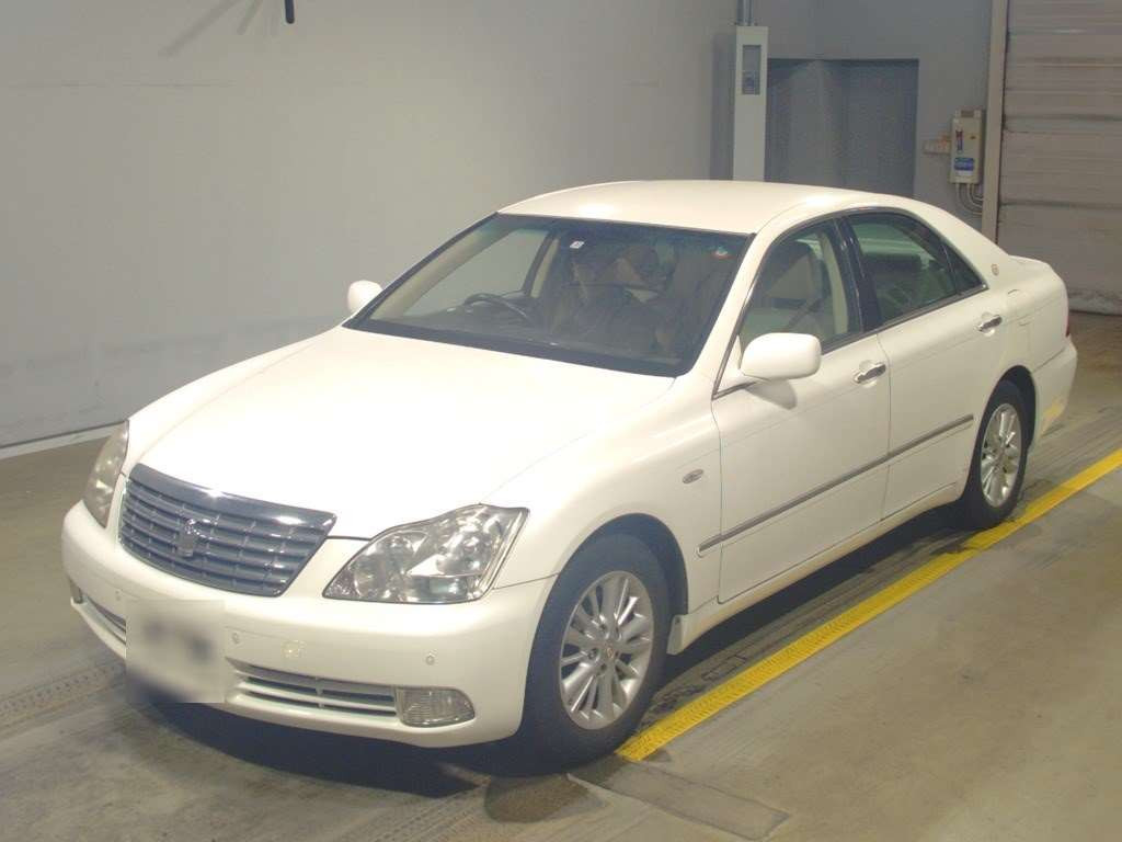 2005 Toyota Crown GRS180[0]