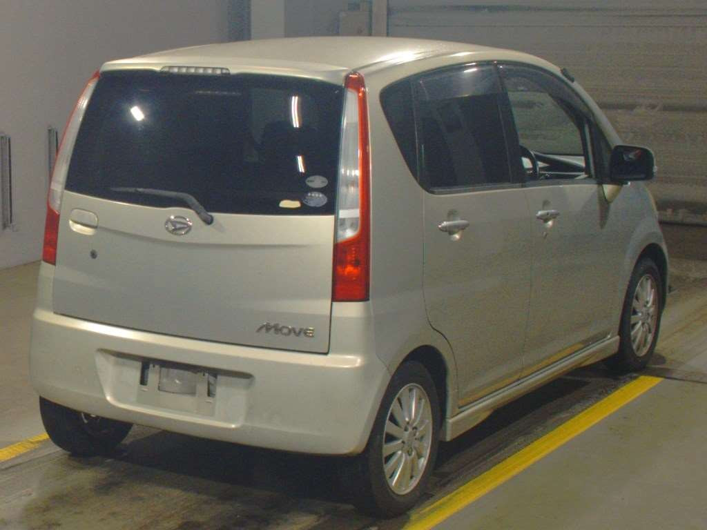 2009 Daihatsu Move L175S[1]