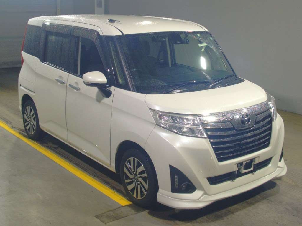 2018 Toyota Roomy M900A[2]