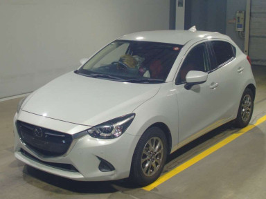 2018 Mazda Demio