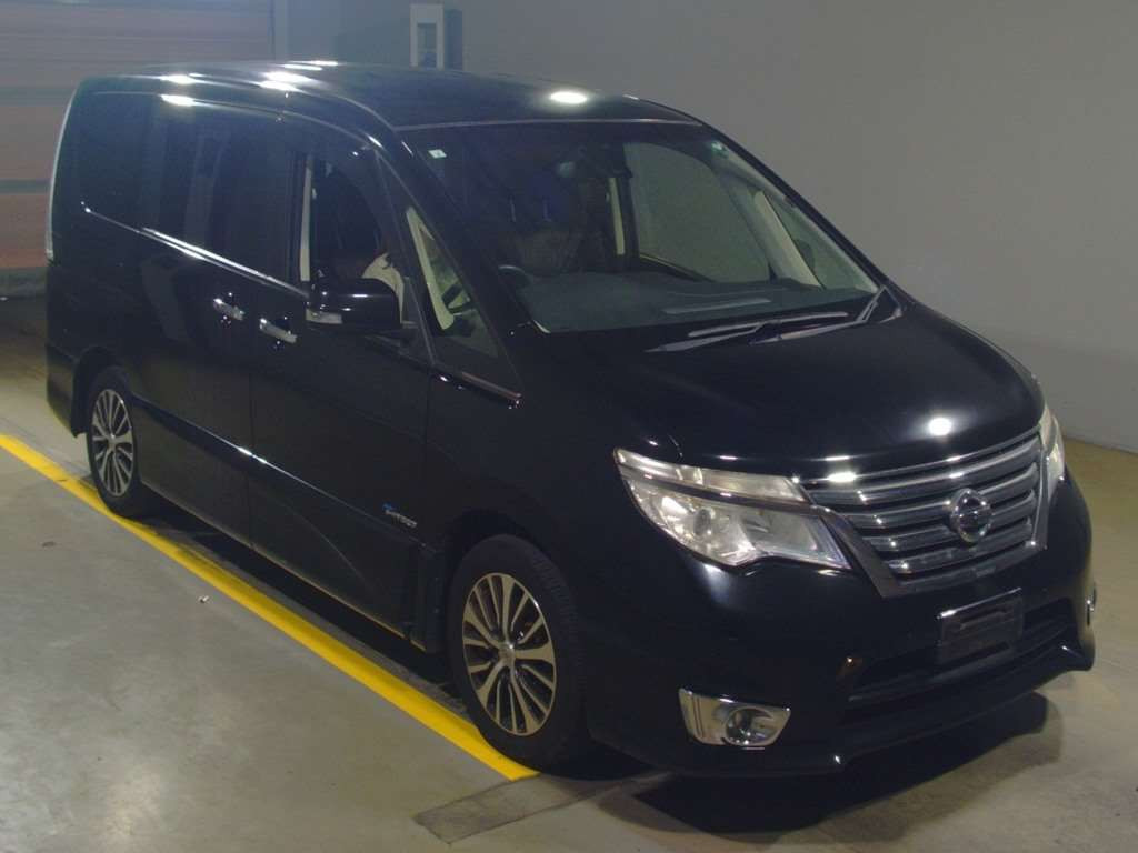 2015 Nissan Serena HFC26[2]