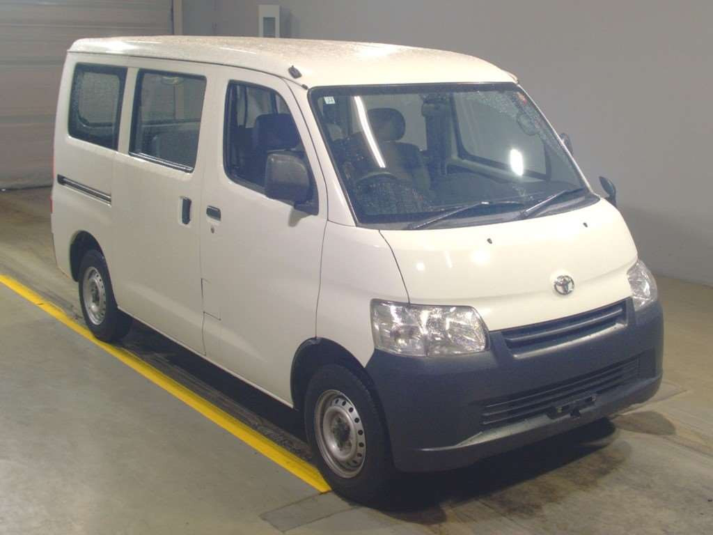 2020 Toyota Townace Van S402M[2]