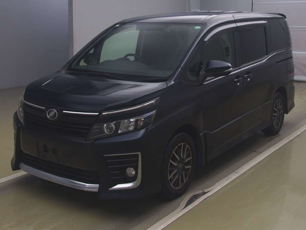 2015 Toyota Voxy ZRR80W[0]