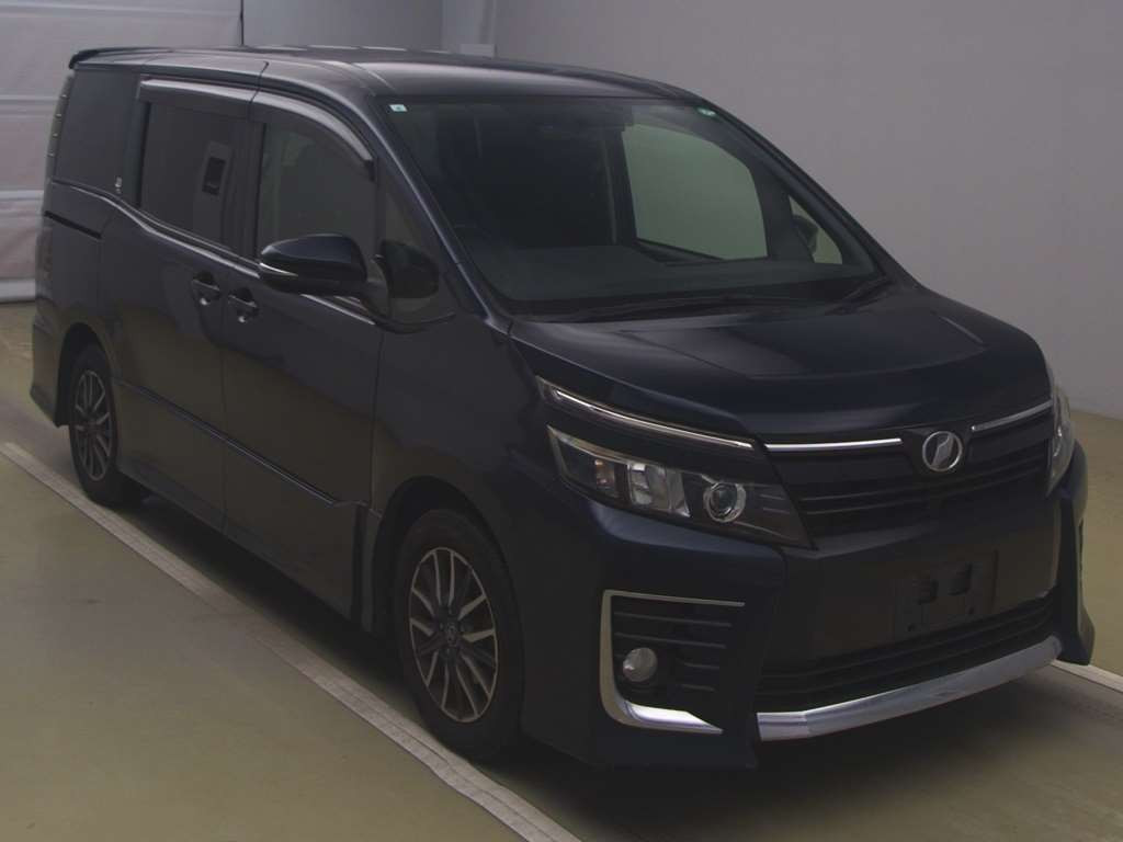 2015 Toyota Voxy ZRR80W[2]