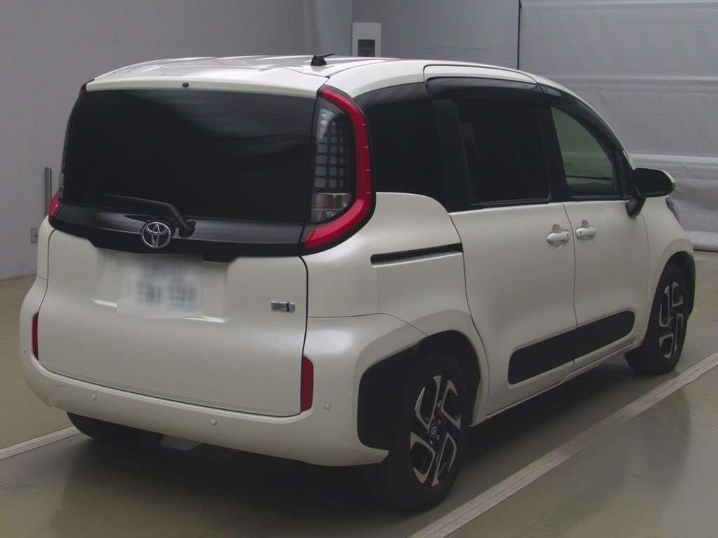 2023 Toyota Sienta MXPL10G[1]