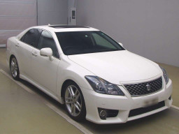 2010 Toyota Crown