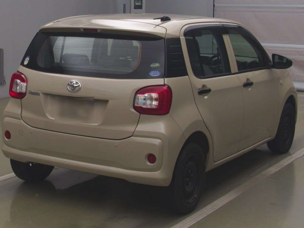 2016 Toyota Passo M700A[1]