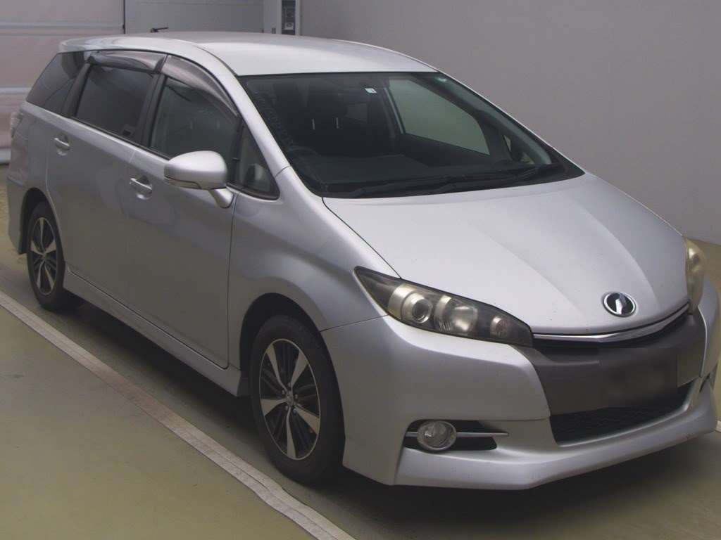 2014 Toyota Wish ZGE20W[2]