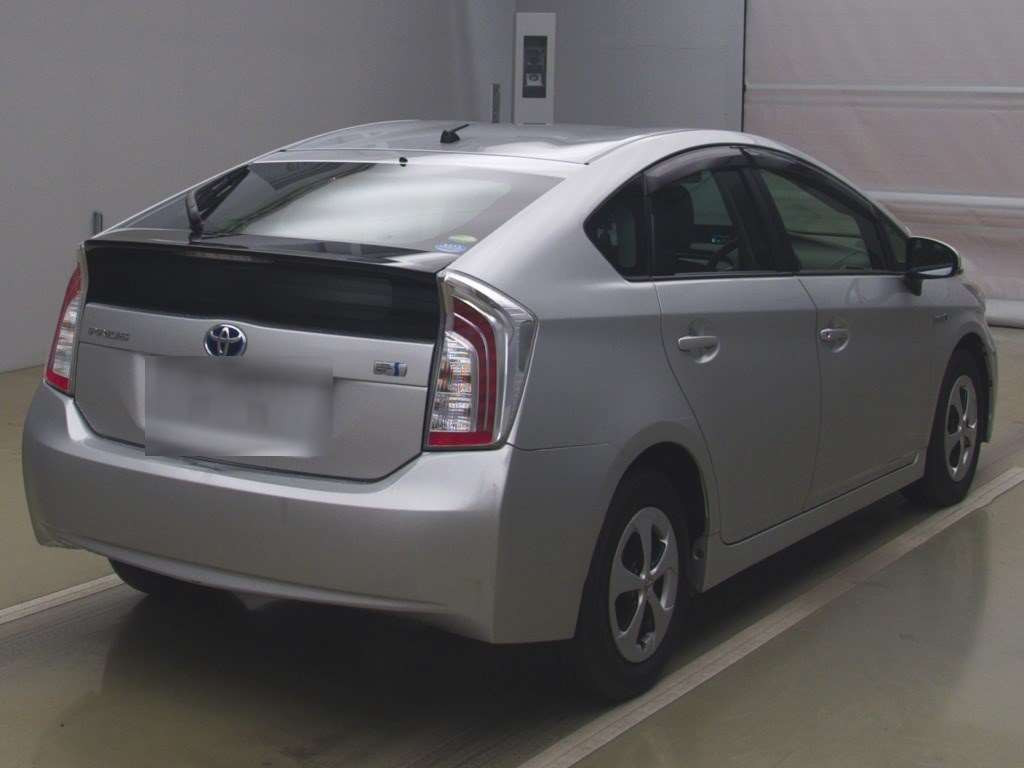 2012 Toyota Prius ZVW30[1]