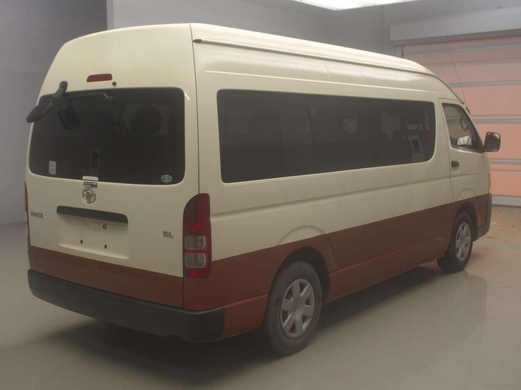 2016 Toyota Hiace Commuter KDH223B[1]