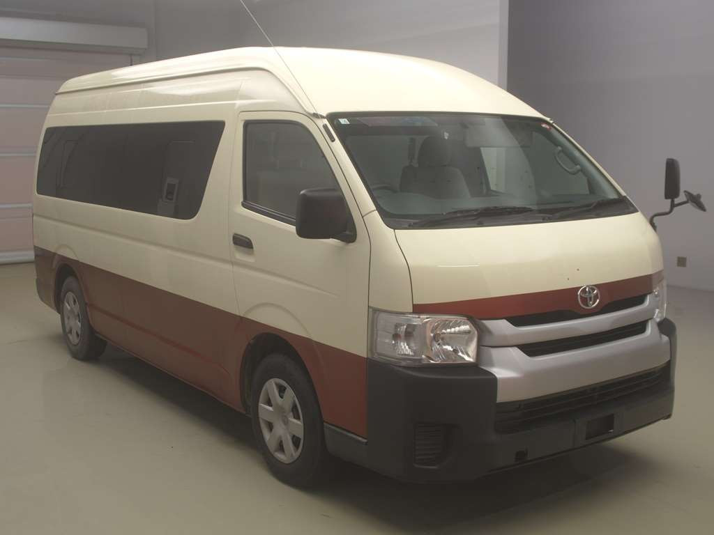 2016 Toyota Hiace Commuter KDH223B[2]