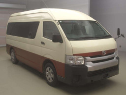 2016 Toyota Hiace Commuter