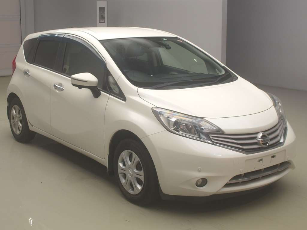 2015 Nissan Note E12[2]