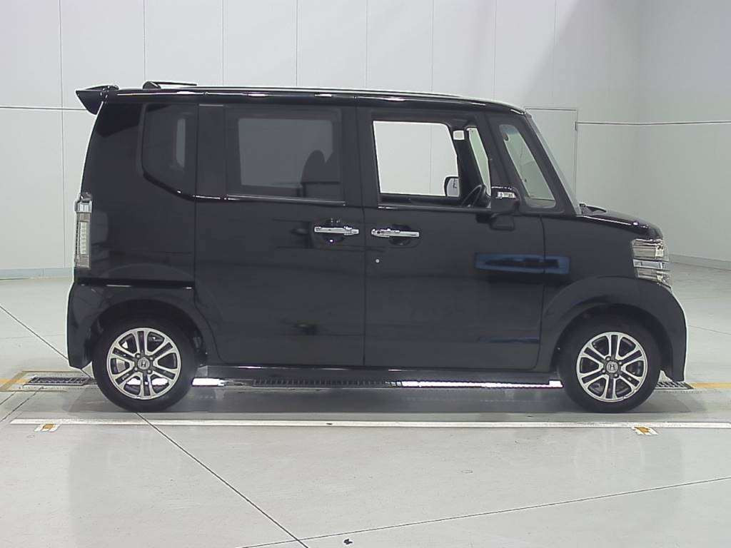 2013 Honda N-BOX CUSTOM JF1[2]