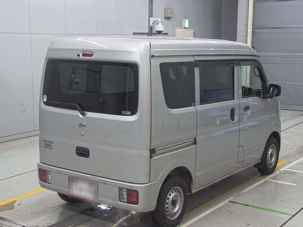 2022 Nissan NV100 Clipper DR17V[1]