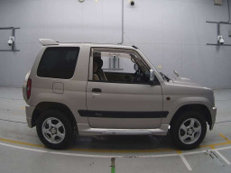 1999 Mitsubishi Pajero Mini