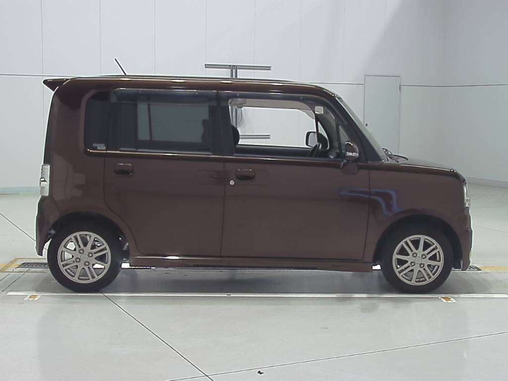 2009 Daihatsu Move Conte L575S[2]