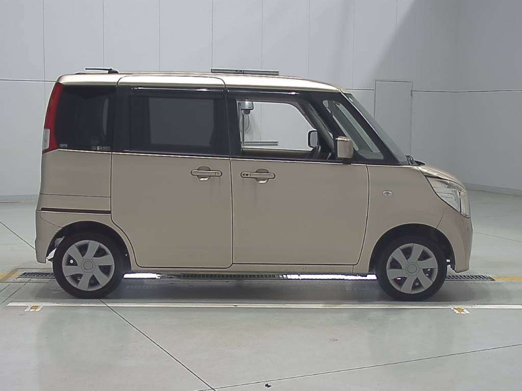 2009 Suzuki Palette MK21S[2]