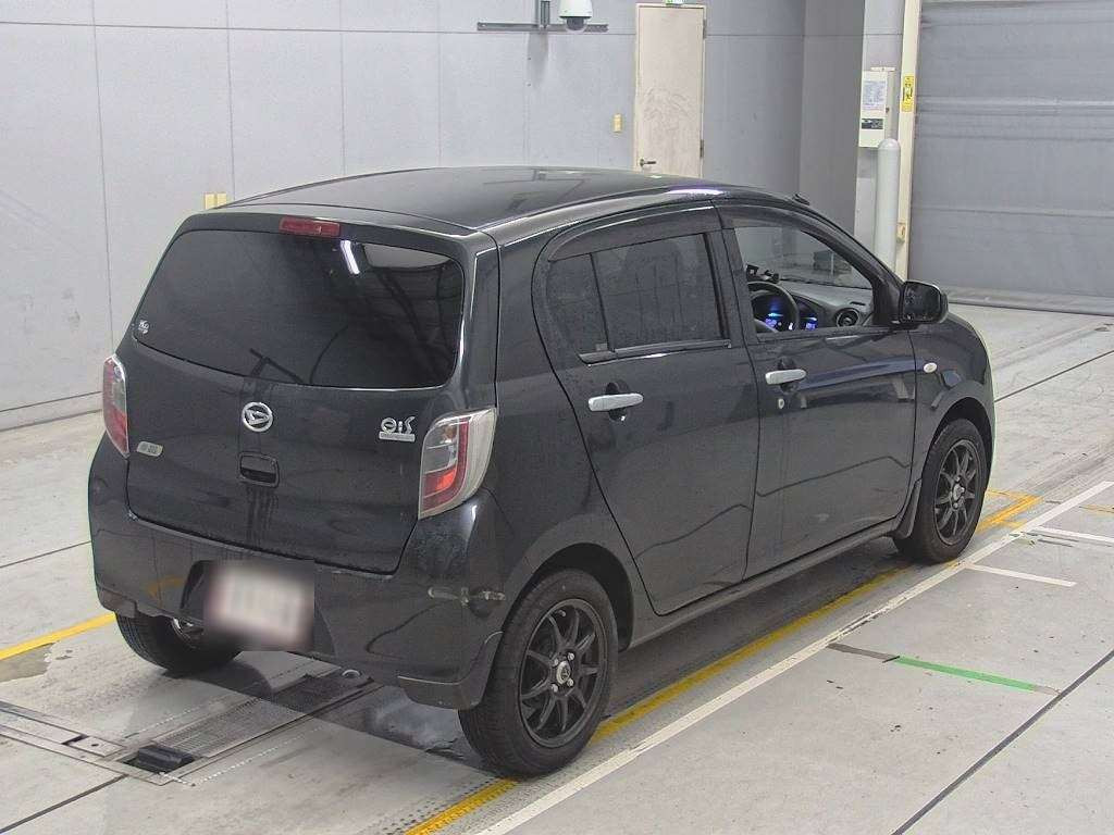 2012 Daihatsu Mira es LA300S[1]