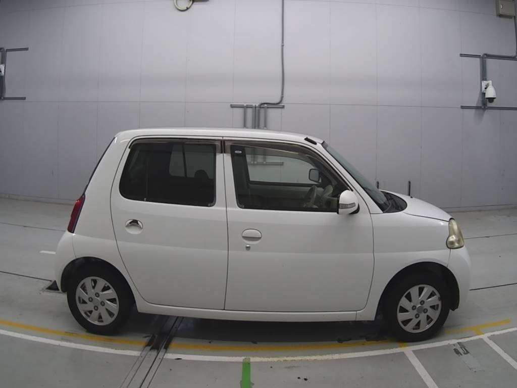 2006 Daihatsu Esse L235S[2]