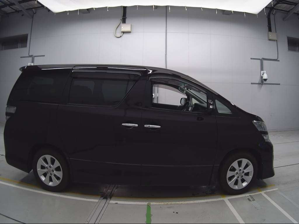 2012 Toyota Vellfire ANH20W[2]