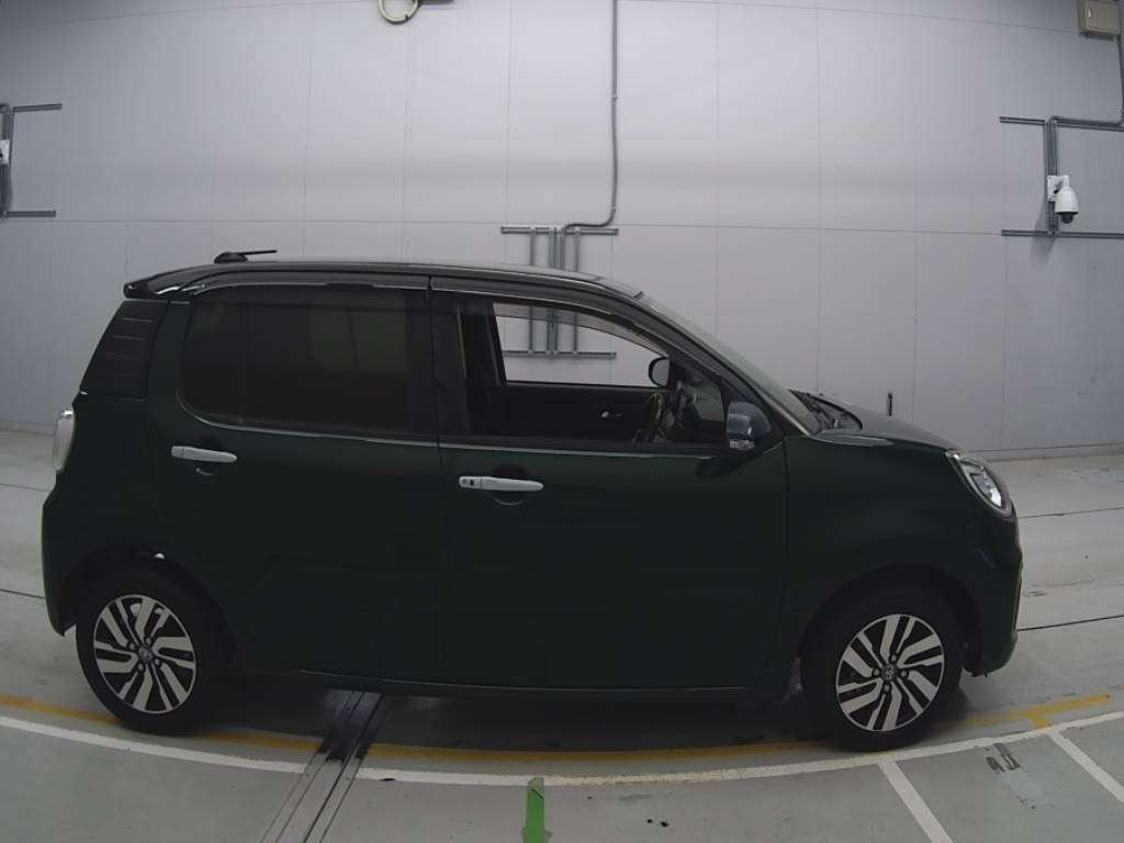 2016 Toyota Passo M700A[2]