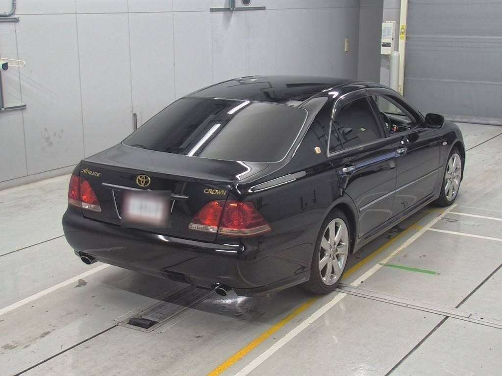 2006 Toyota Crown GRS184[1]