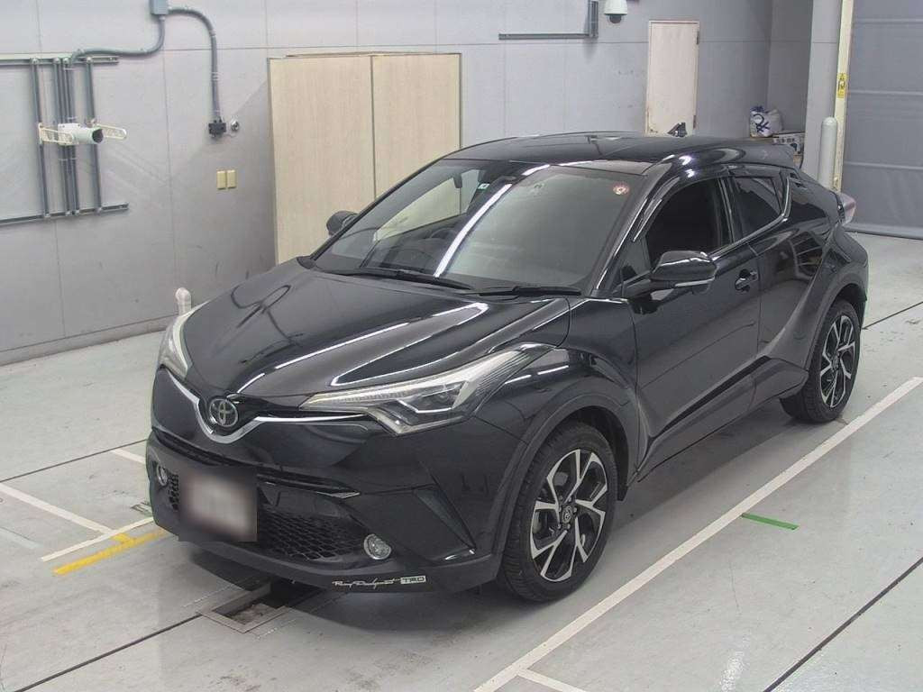 2017 Toyota C-HR NGX50[0]