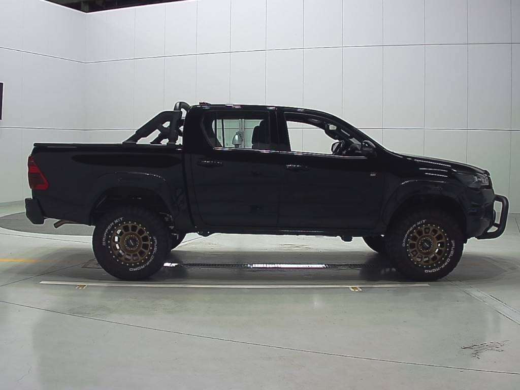 2023 Toyota Hilux GUN125[2]