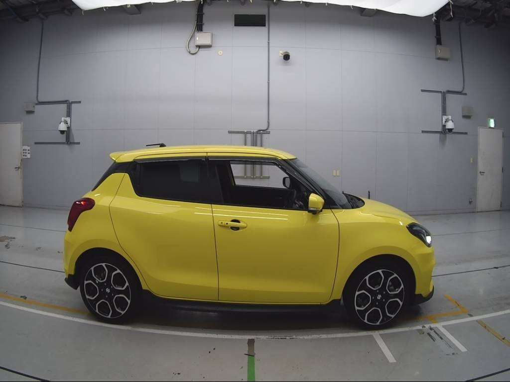 2023 Suzuki Swift Sport ZC33S[2]