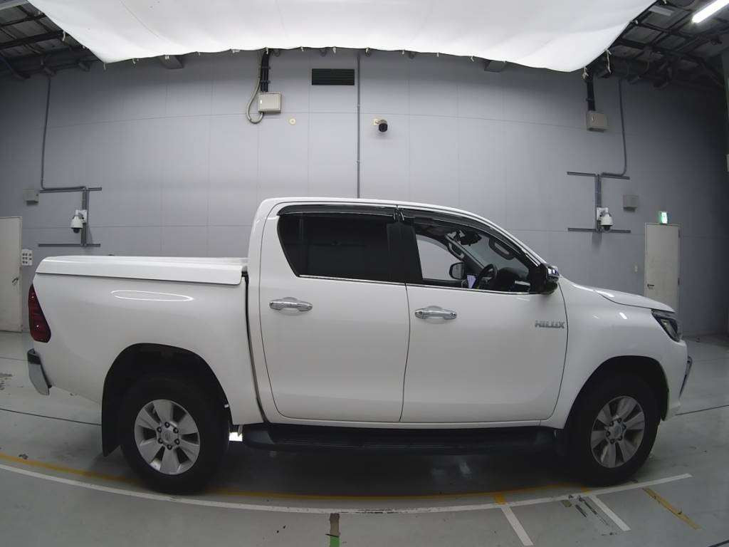 2019 Toyota Hilux GUN125[2]