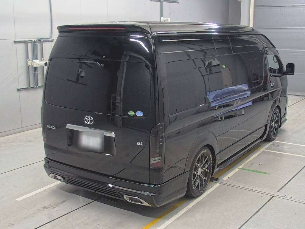 2019 Toyota Hiace Commuter GDH223B[1]