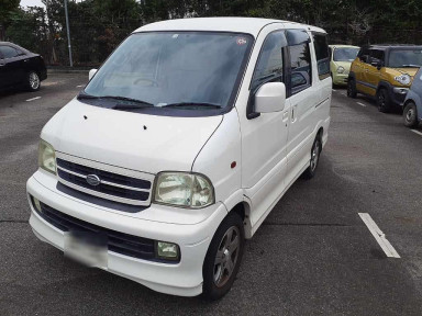 2004 Daihatsu Atrai 7