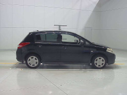 2010 Nissan Tiida