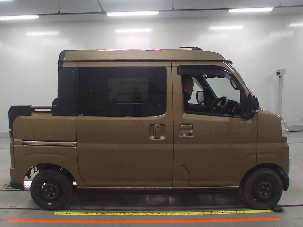 2022 Daihatsu Atrai S700W[2]