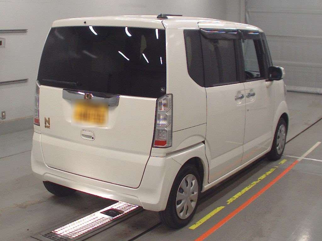 2017 Honda N-BOX JF1[1]