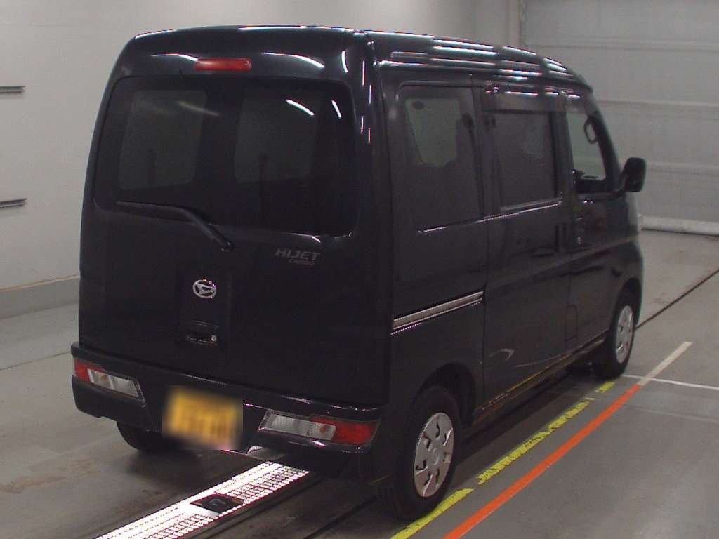 2018 Daihatsu Hijet Cargo S321V[1]