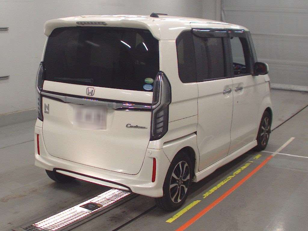 2018 Honda N-BOX CUSTOM JF3[1]