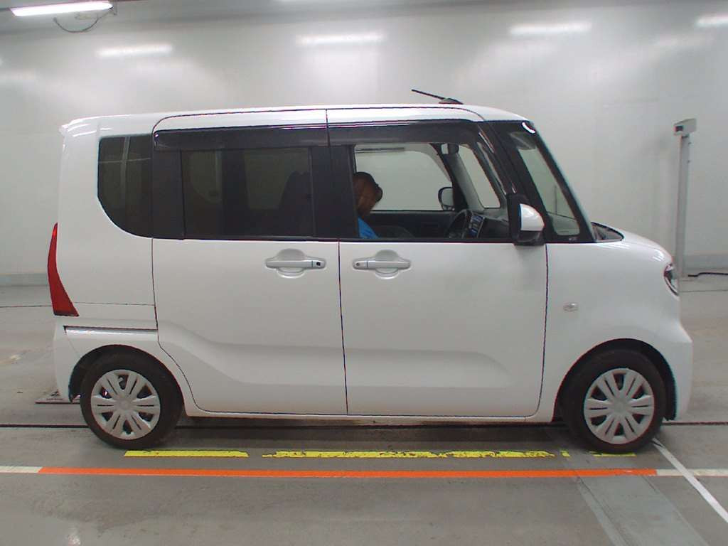 2019 Daihatsu Tanto LA650S[2]