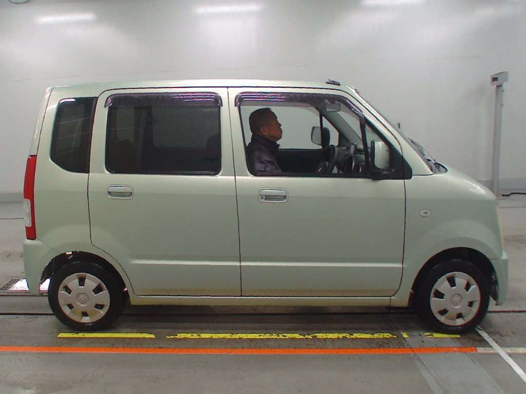 2004 Suzuki Wagon R MH21S[2]