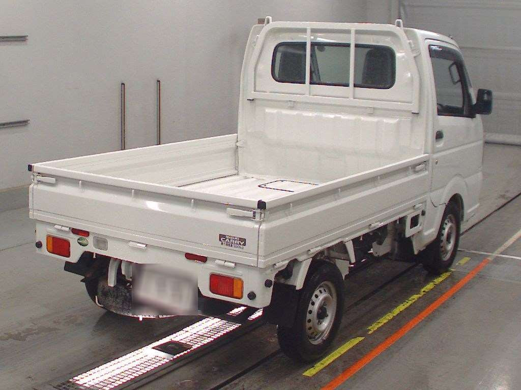 2018 Suzuki Carry Truck DA16T[1]