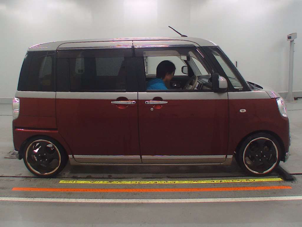 2018 Daihatsu Move Canbus LA800S[2]