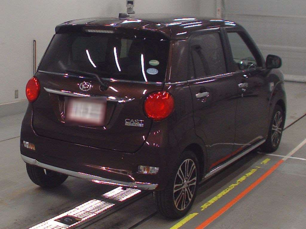 2020 Daihatsu Cast LA250S[1]