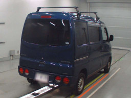 2003 Mitsubishi Minicab Van