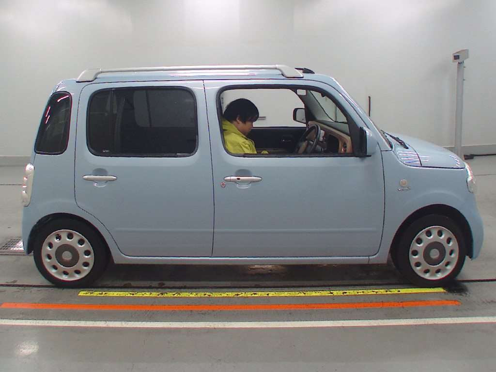 2014 Daihatsu Mira Cocoa L675S[2]