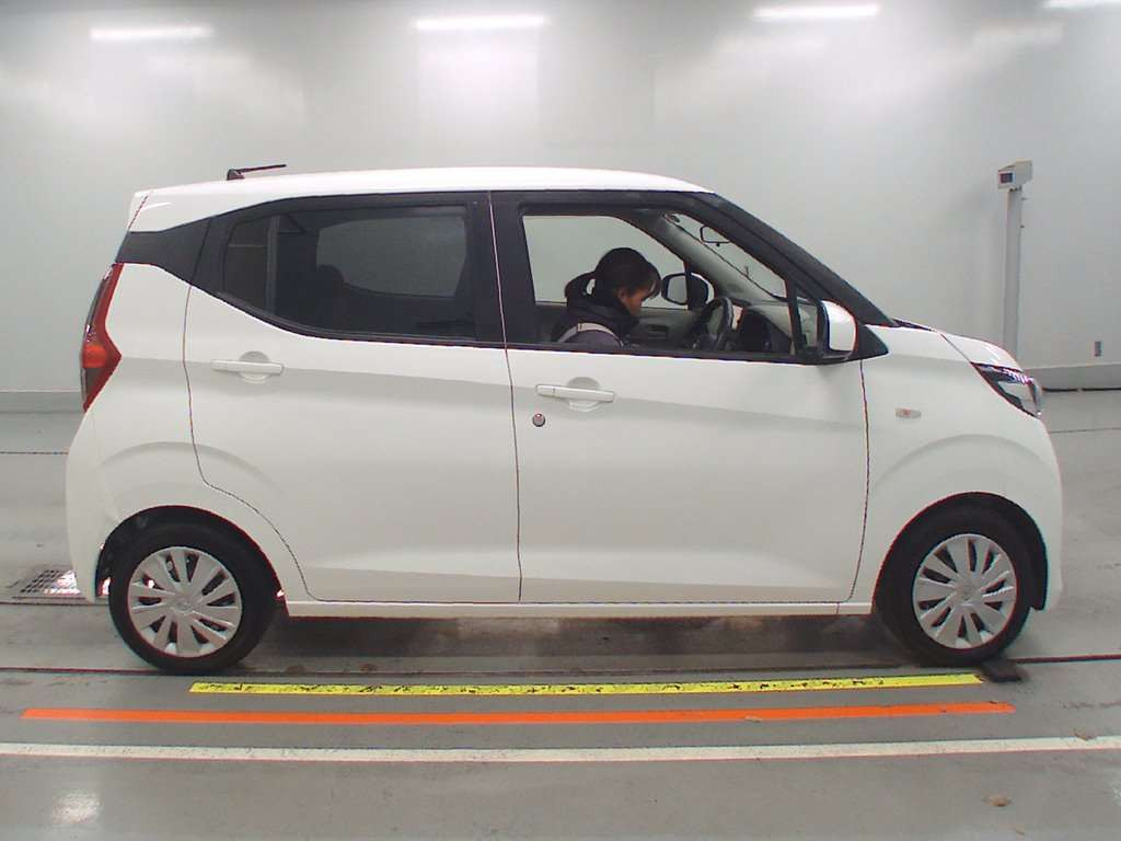 2019 Nissan DAYZ B43W[2]