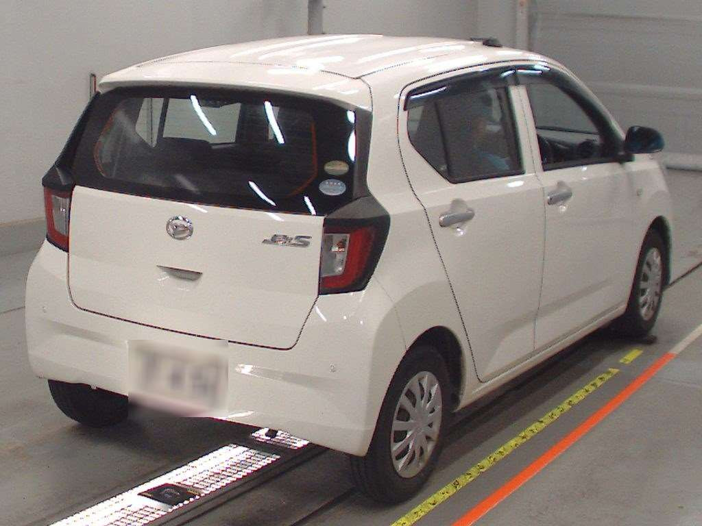 2019 Daihatsu Mira es LA350S[1]